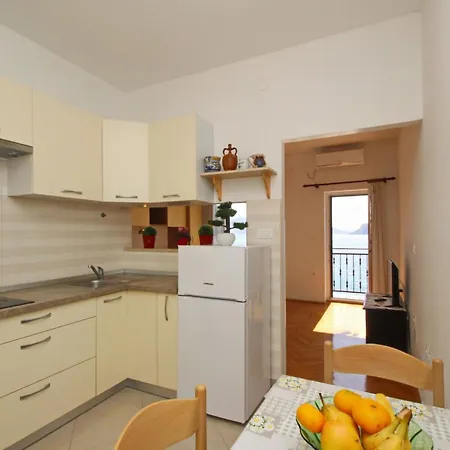 Apartment Mihovil By Interhome